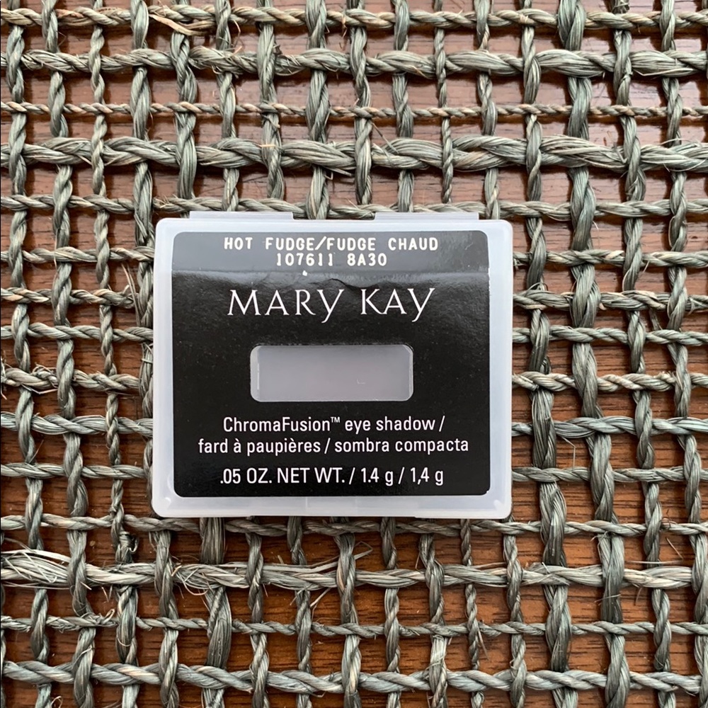 Mary Kay NIP ChromaFusion Hot Fudge Eye Shadow